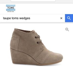🔥TOMS taupe wedges! Size 7.5
